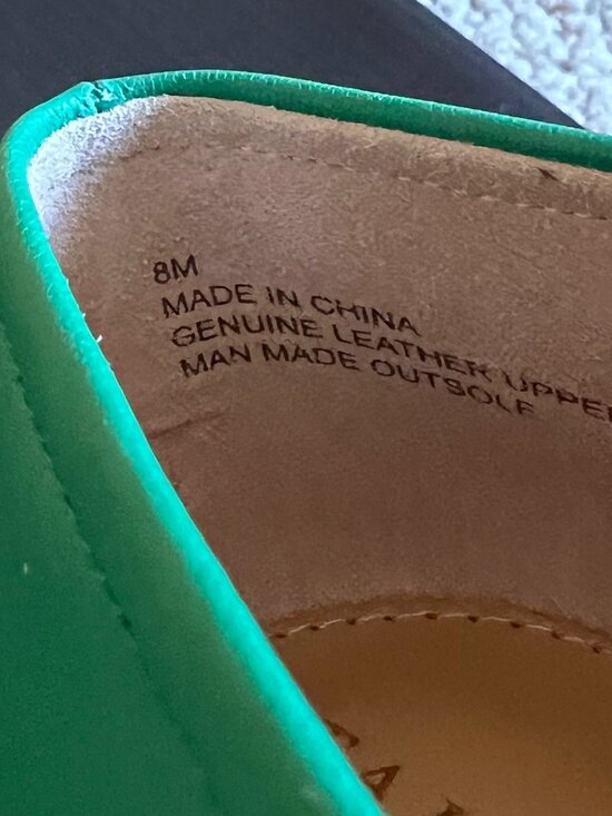 TALBOTS - Laura Tassel Soft Nappa Loafer -- NEW with Box - Picture 12 of 13